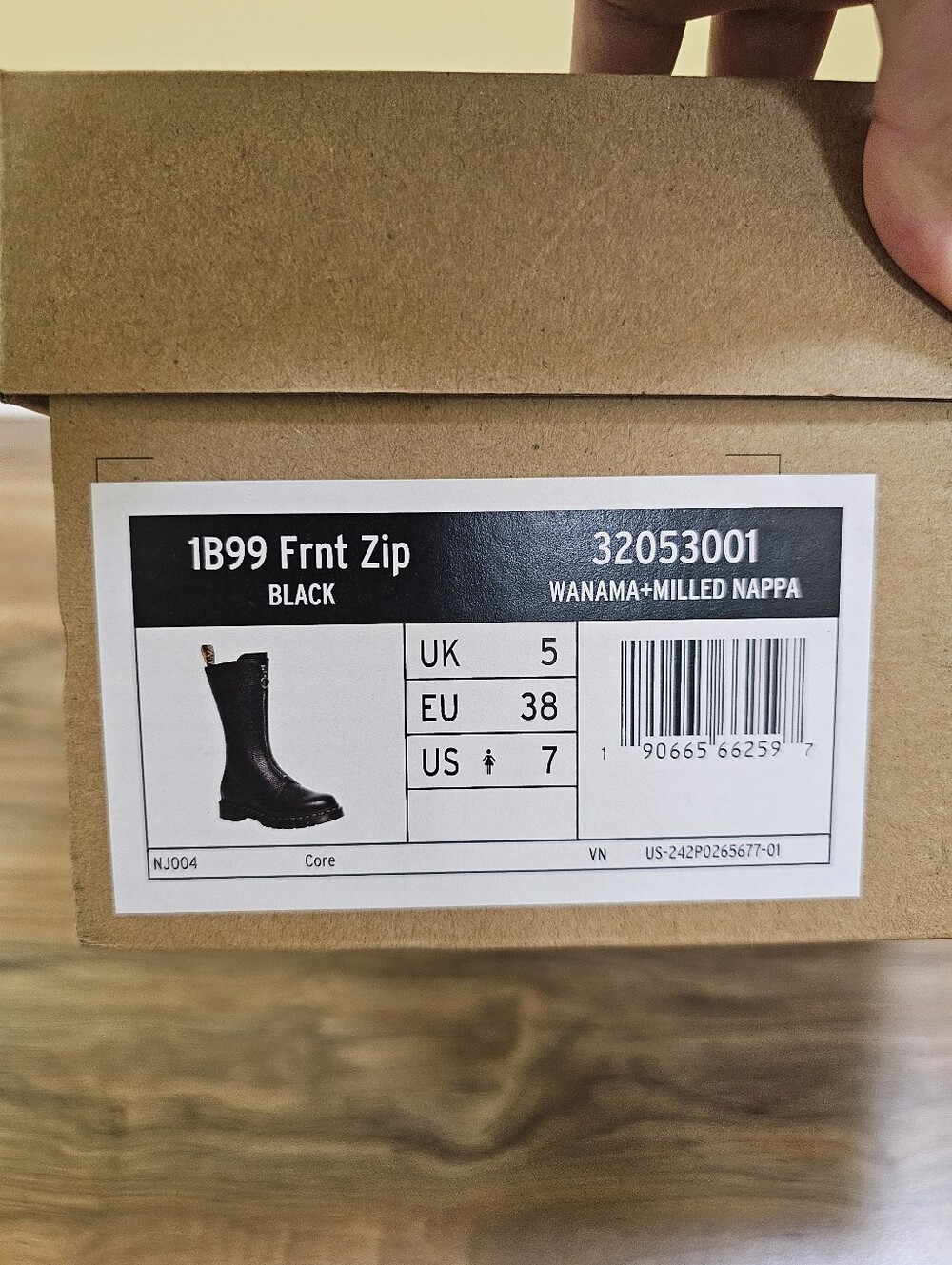 DR. MARTENS 1B99 FRONT ZIP LEATHER BOOTS - Picture 12 of 14